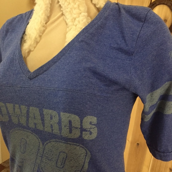 Nascar Carl Edwards V-neck fitted t-shirt Race top - Picture 6 of 7